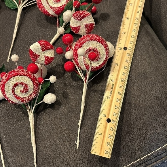 Bundle/15 VINTAGE CHRISTMAS PEPPERMINT CANDY & GINGERBREAD REINDEER THEMED PICKS - Picture 9 of 17